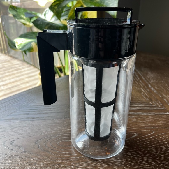 Takeya Other - 1 Qt Cold Brew Coffee Maker